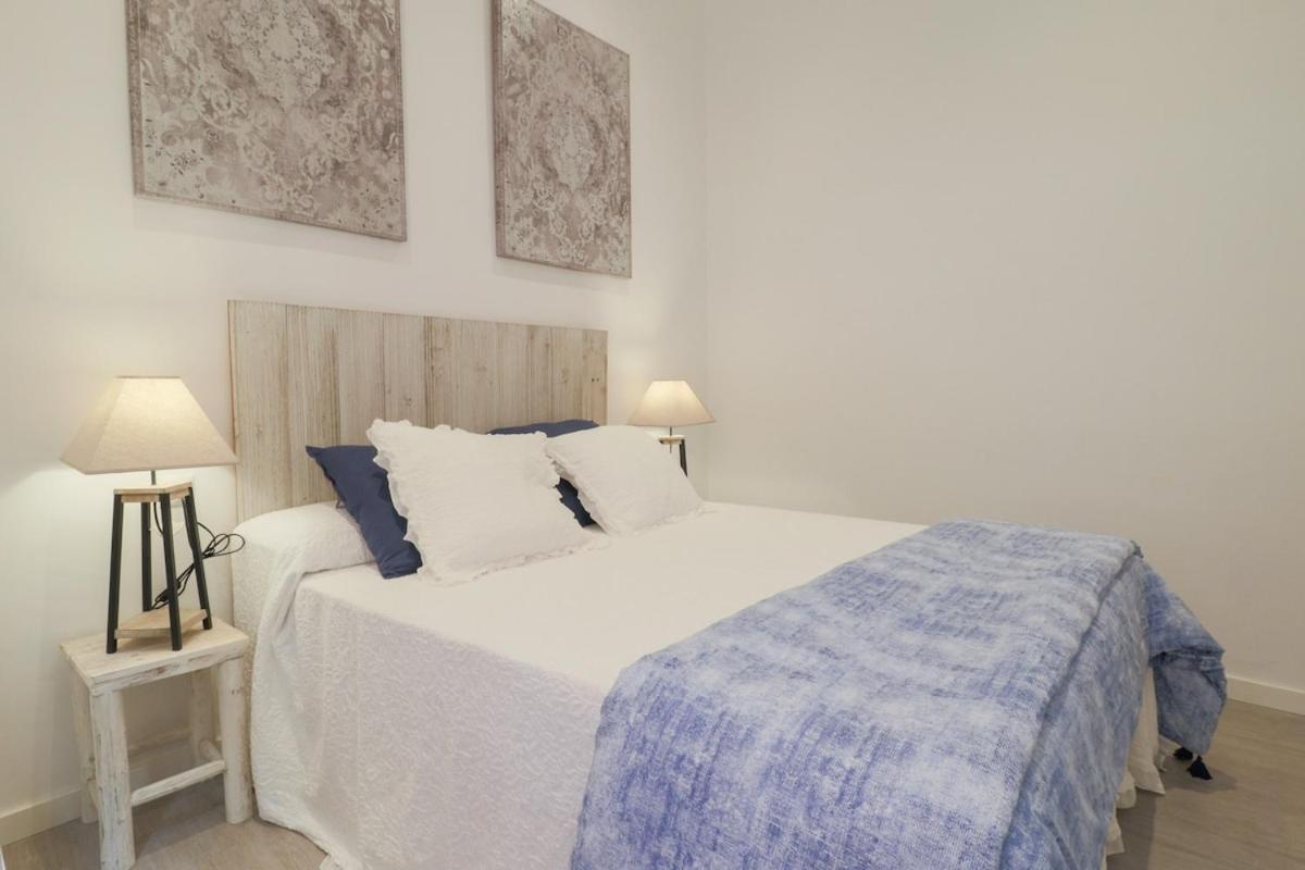 C93 - Trendy Two Bedrooms In Ollerias Малага Екстер'єр фото